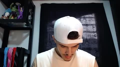 Luis AS online show from November 11, 2025, 1:33 pm