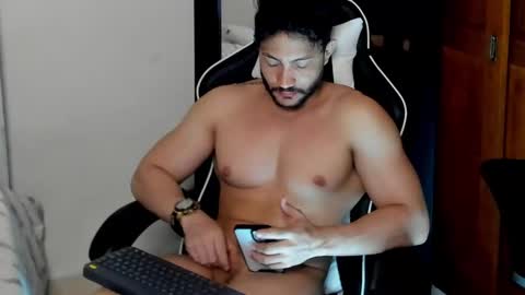 luis_baptista online show from December 21, 2024, 8:50 am