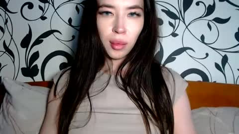 Snapshot of luisa_domina chatting on June 27, 2026, 2:44 pm luisa lovedom online show from June 27, 2026, 2:44 pm