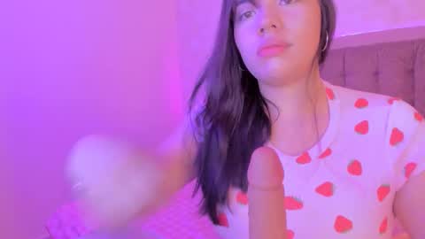 Snapshot of luisagiraldo_ chatting on September 14, 2025, 11:31 am Luisa Giraldo online show from September 14, 2025, 11:31 am