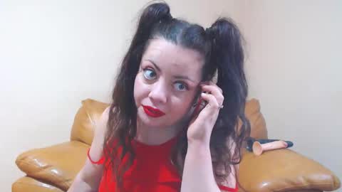 Cassie online show from February 15, 2026, 1:52 pm