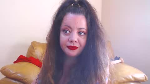 Snapshot of luisahornydoll chatting on May 8, 2026, 8:08 am Cassie online show from May 8, 2026, 8:08 am