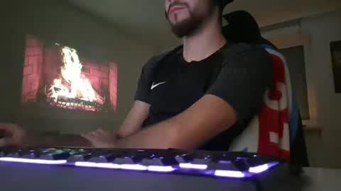 Snapshot of lukasschoetz chatting on November 15, 2025, 4:47 pm lukasschoetz online show from November 15, 2025, 4:47 pm