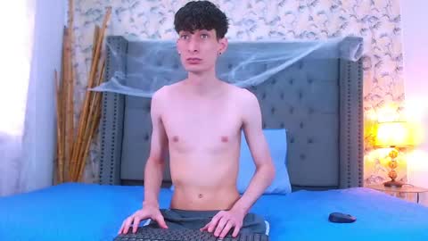 luke_carter online show from October 27, 2025, 1:04 pm