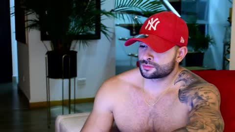 Lukhas f4f online show from April 9, 2026, 1:27 am