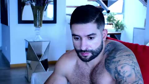 Snapshot of lukhass chatting on June 4, 2026, 6:36 pm Lukhas f4f online show from June 4, 2026, 6:36 pm