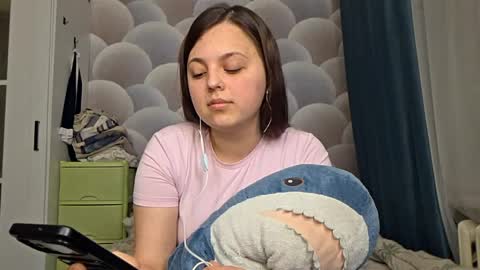 Lana online show from March 28, 2026, 7:24 pm