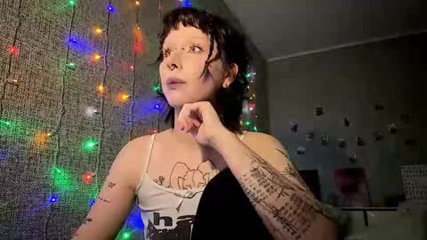 lullypopa online show from October 1, 2025, 2:56 pm