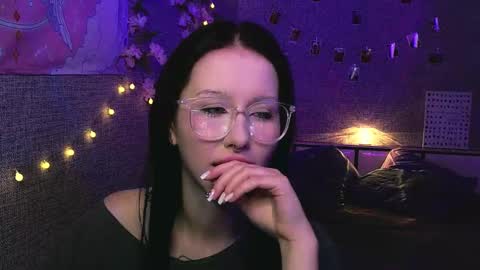 lullypopa online show from November 22, 2025, 2:05 pm