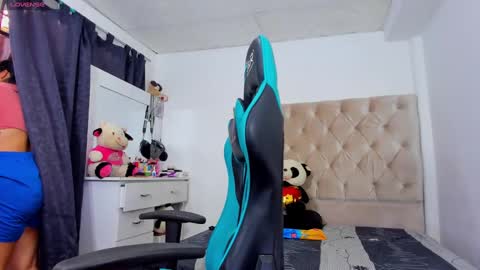 Snapshot of lulu_f1 chatting on October 16, 2025, 3:13 pm  ferrer   online show from October 16, 2025, 3:13 pm