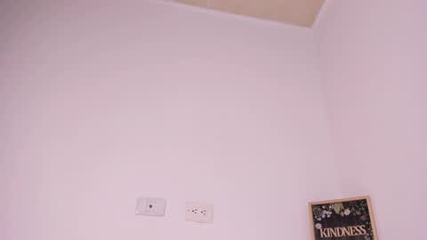 LULU online show from March 10, 2025, 8:04 am