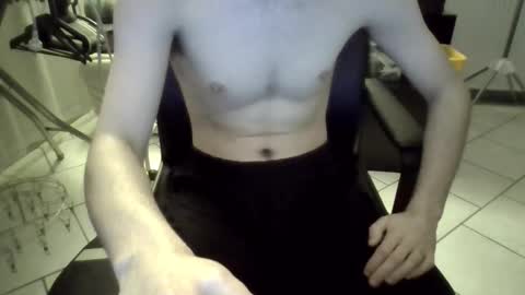 Snapshot of luluarsss chatting on March 1, 2026, 10:23 pm luluarsss online show from March 1, 2026, 10:23 pm