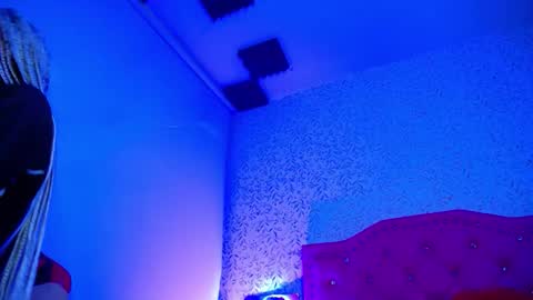 Luly online show from December 20, 2025, 3:24 am