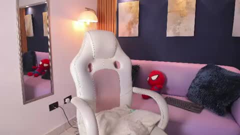 Snapshot of lumiernova chatting on June 29, 2026, 10:21 pm Lumier online show from June 29, 2026, 10:21 pm