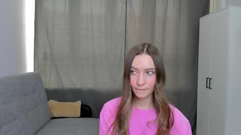 Snapshot of luminaya chatting on February 19, 2026, 9:38 am Naya online show from February 19, 2026, 9:38 am