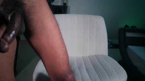 Snapshot of luminouscummer chatting on December 12, 2024, 8:47 am luminous online show from December 12, 2024, 8:47 am