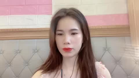 Luna online show from April 8, 2026, 9:04 pm