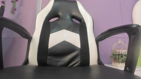 luna_bradley_ online show from March 2, 2026, 12:34 pm