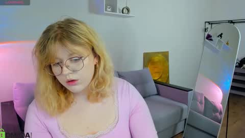 Snapshot of luna_c0ra chatting on February 10, 2026, 1:53 am luna online show from February 10, 2026, 1:53 am