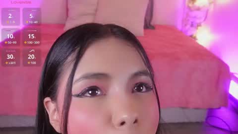 Lunita online show from June 24, 2026, 7:35 pm