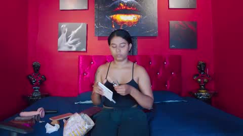 Luna  Dante online show from March 25, 2026, 12:44 pm