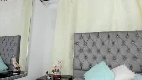 Luna Eva online show from January 30, 2025, 5:39 pm