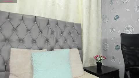 Luna Eva online show from March 24, 2026, 2:22 pm