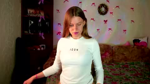 luna_evan online show from March 20, 2026, 10:20 am