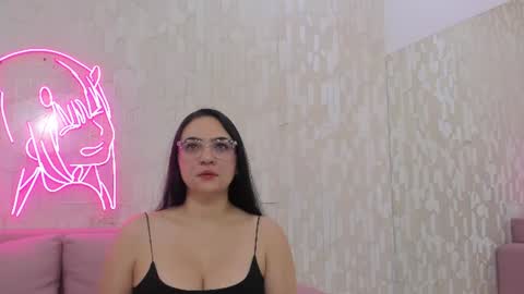 Snapshot of luna_ferrer1 chatting on June 30, 2026, 11:44 am luna_ferrer1 online show from June 30, 2026, 11:44 am
