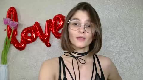 Luna online show from March 12, 2025, 12:47 pm