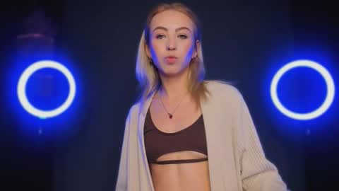 Snapshot of luna_helles chatting on January 14, 2026, 6:19 am Elizabeth online show from January 14, 2026, 6:19 am