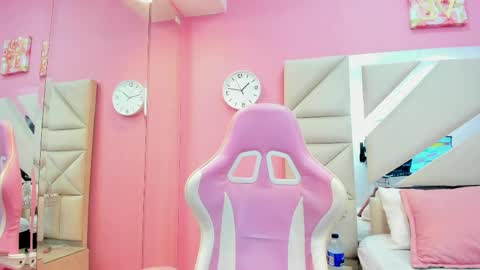 Snapshot of luna_hix chatting on April 28, 2026, 4:17 am luna_hix online show from April 28, 2026, 4:17 am