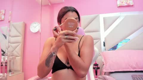 Snapshot of luna_hix chatting on May 5, 2026, 3:03 am luna_hix online show from May 5, 2026, 3:03 am