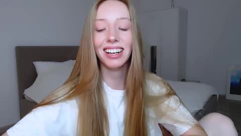 Luna online show from January 13, 2025, 8:15 pm