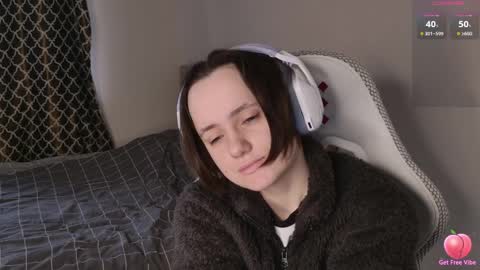 luna_loveeee online show from April 2, 2026, 4:43 am