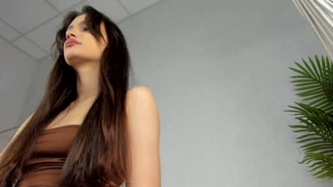 Snapshot of luna_mee chatting on March 23, 2026, 7:56 am Adele online show from March 23, 2026, 7:56 am