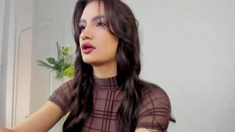 Snapshot of luna_mee chatting on April 7, 2026, 7:53 am Adele online show from April 7, 2026, 7:53 am