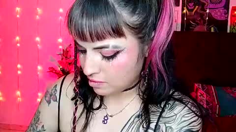 MISS LUNA  online show from December 13, 2024, 5:16 am