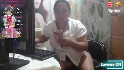 luna_recepcion online show from July 22, 2026, 7:27 pm
