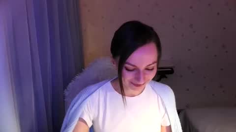 lunaa_bluee online show from October 26, 2025, 5:19 pm