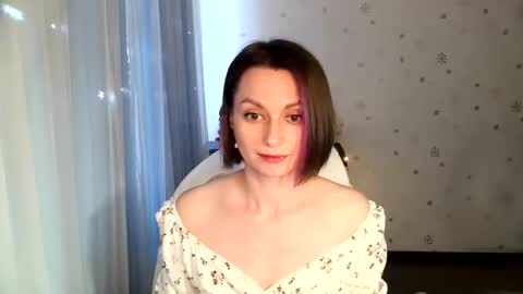 lunaa_bluee online show from June 10, 2026, 6:18 pm