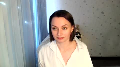 lunaa_bluee online show from June 13, 2026, 5:11 pm