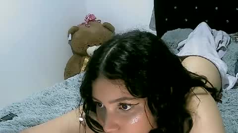 lunaa_sub online show from March 8, 2025, 1:06 am