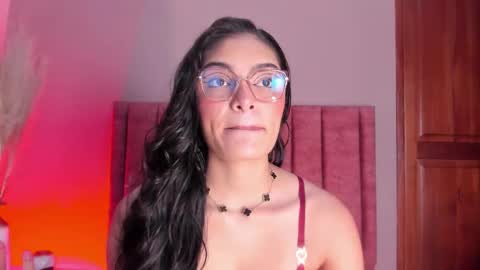 Luna Aspen online show from February 9, 2026, 6:23 pm