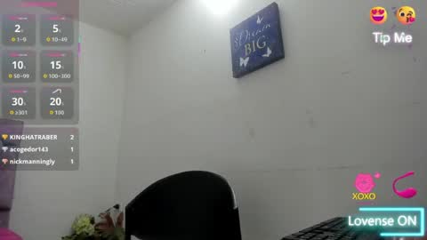 lunabrillante1972 online show from July 8, 2026, 8:24 pm