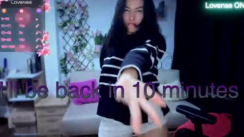 Luna online show from April 11, 2026, 7:45 am