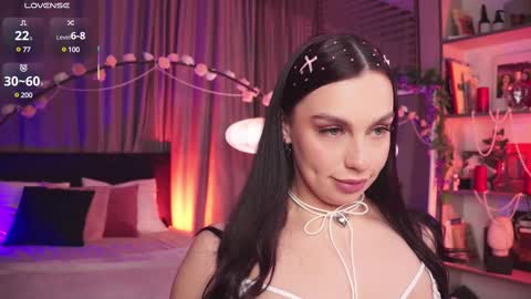 Luna  next streams Mon Fri Sat Sun 8pm-5am gmt0 online show from February 12, 2025, 2:45 am