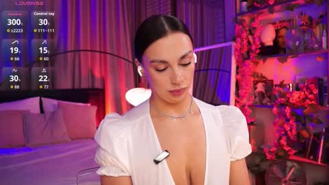 Luna  next streams Mon Fri Sat Sun 8pm-5am gmt0 online show from October 17, 2025, 8:33 pm