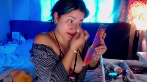 Julieth  online show from May 29, 2026, 2:15 pm