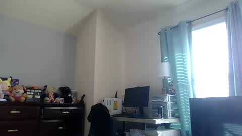 Snapshot of lunapixie2020 chatting on February 20, 2025, 9:42 pm lunapixie2020 online show from February 20, 2025, 9:42 pm